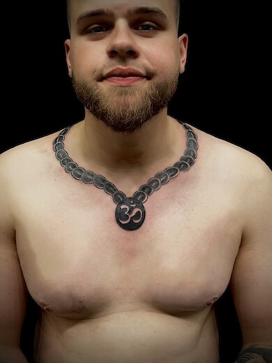 Calypso -Tattoo - Gallery - Collar bone tattoo